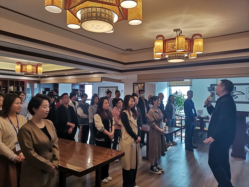 早会.jpg 早会.jpg